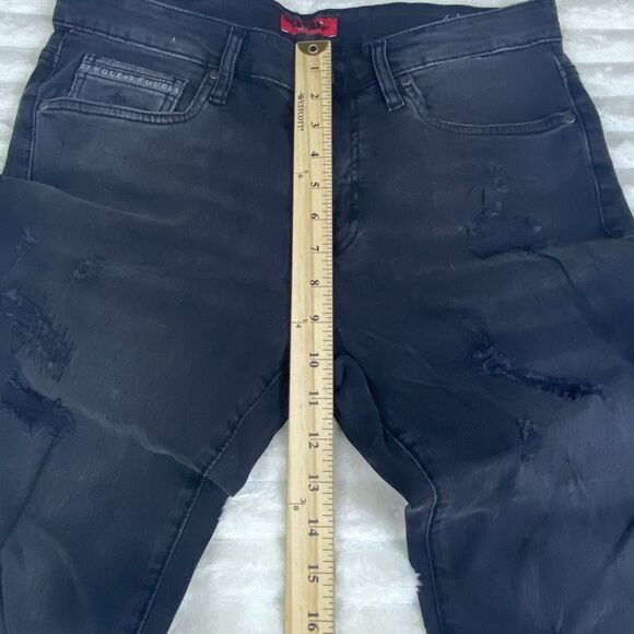 Guess Unisex Distressed Skinny Jeans Dark Wash Size 32 – Trendy Slim Fit Denim - Picture 8 of 9